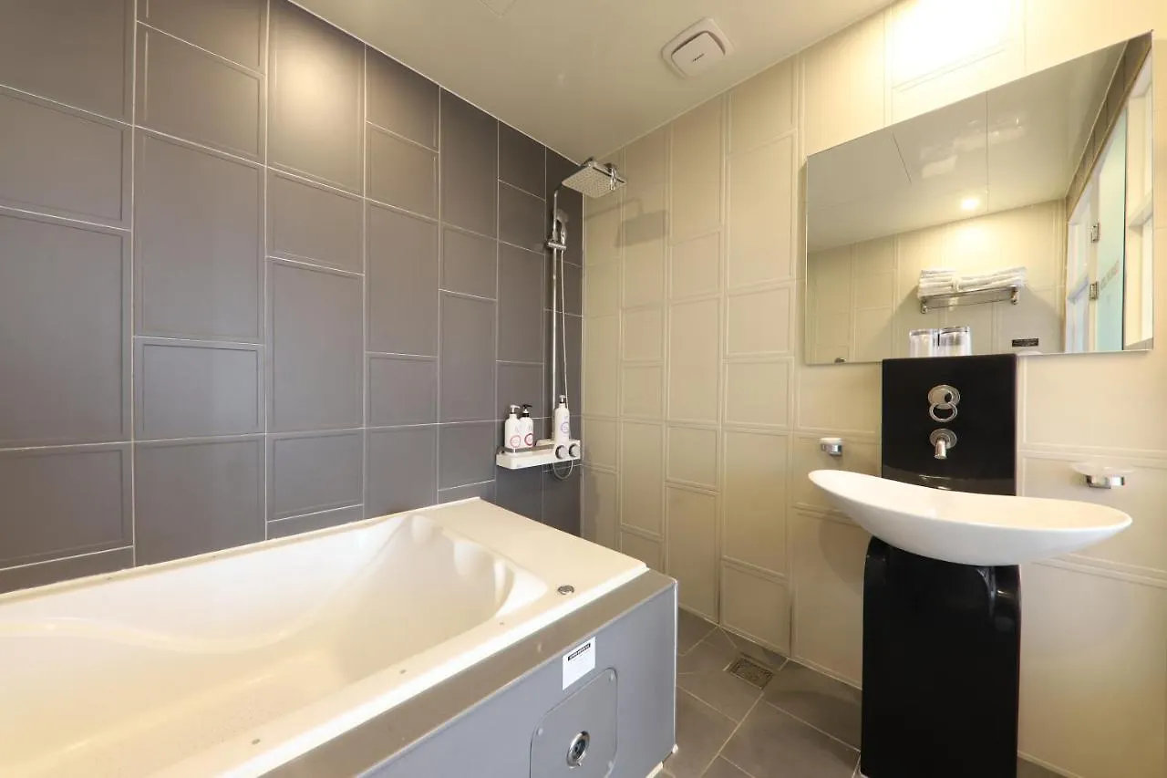 Hotel The Grang Gwangan Busan